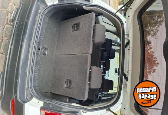 Camionetas - Chevrolet CAPTIVA 7 ASIENTOS 2015 Nafta 199000Km - En Venta