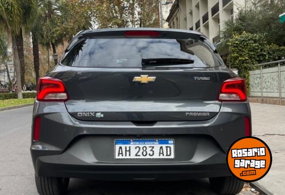 Autos - Chevrolet Onix Premier 2025 Nafta 14000Km - En Venta