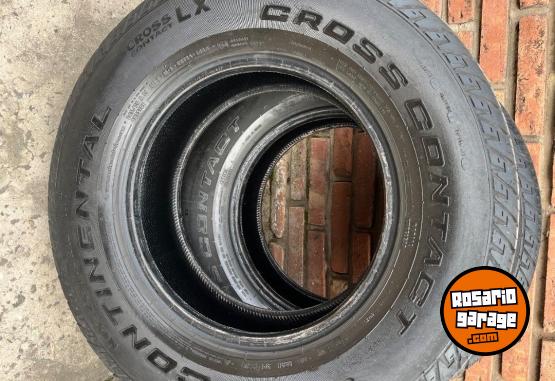 Accesorios para Autos - Cubiertas 245/70/16 Continental en muy buen estado - En Venta