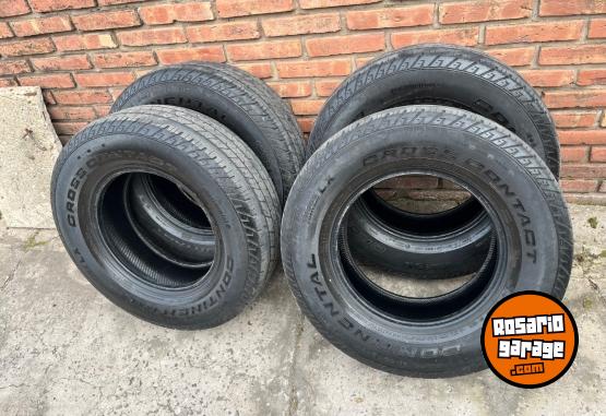 Accesorios para Autos - Cubiertas 245/70/16 Continental en muy buen estado - En Venta