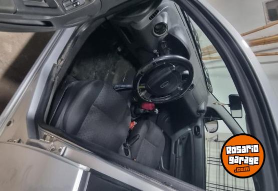 Autos - Ford Fiesta 2006 Nafta 105000Km - En Venta