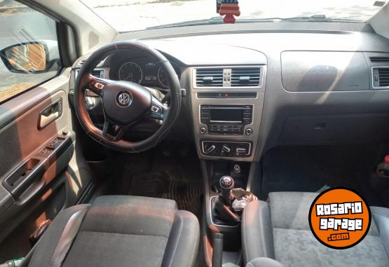 Autos - Volkswagen Suran 2015 GNC 170000Km - En Venta
