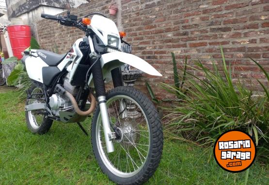 Motos - Honda Tornado 250 2017 Nafta 26000Km - En Venta