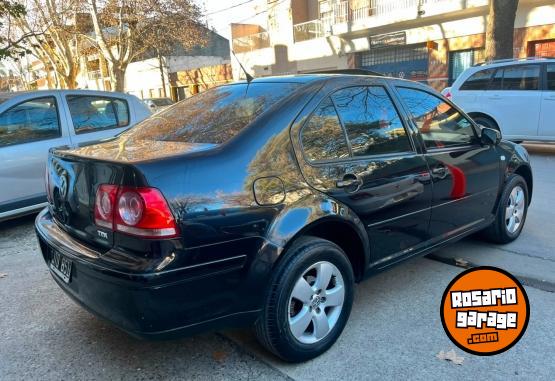 Autos - Volkswagen Bora 2011 Diesel 245000Km - En Venta