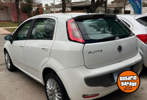 Autos - Fiat PUNTO ESSENSE 1.6 2014 Nafta 155000Km - En Venta