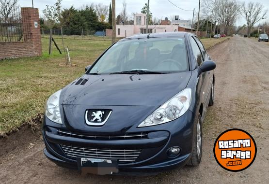 Autos - Peugeot 207 compact 2011 Nafta 83000Km - En Venta