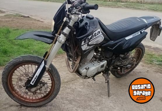 Motos - Beta Motard 2016 Nafta 1Km - En Venta