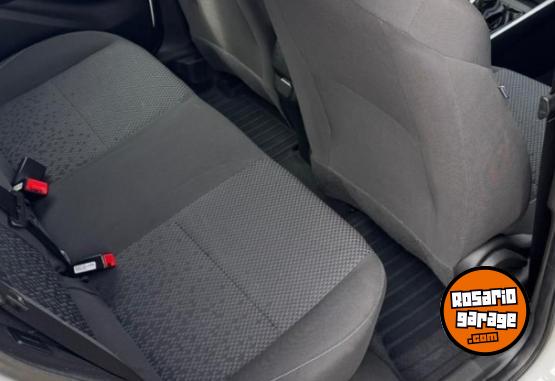 Autos - Chevrolet Onix 2021 Nafta 99800Km - En Venta