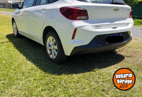 Autos - Chevrolet Onix 2021 Nafta 99800Km - En Venta