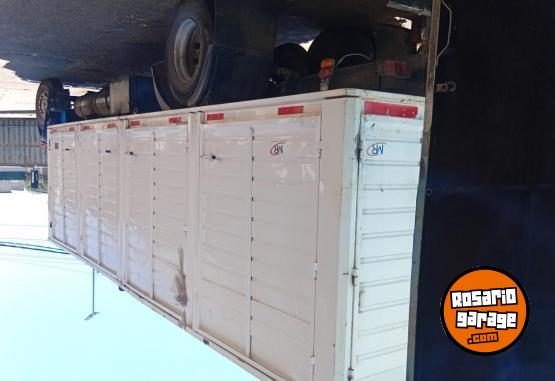 Camiones y Grúas - Mercedes benz - En Venta