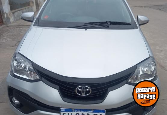 Autos - Toyota Etios xls sedan 1 A GTIA 2018 Nafta 88800Km - En Venta