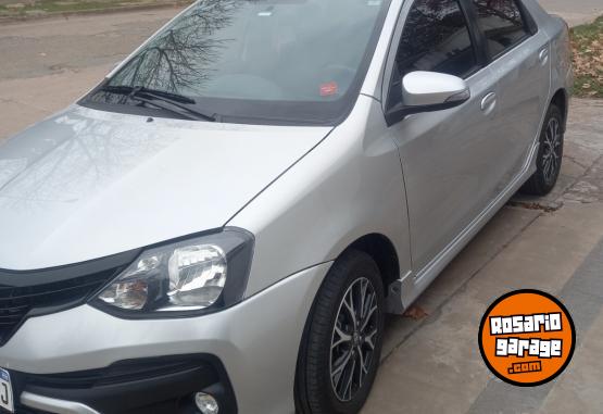 Autos - Toyota Etios xls sedan 1 A GTIA 2018 Nafta 88800Km - En Venta