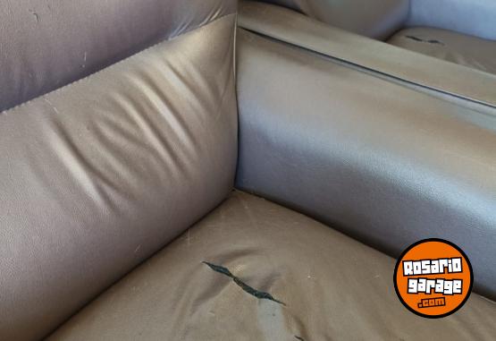 Hogar - Vendo dos Sillones individuales reclinables de cuero - En Venta