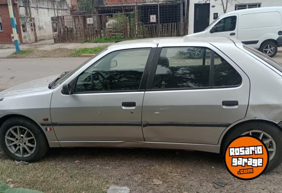 Autos - Peugeot 306 xr 1997 Nafta 240000Km - En Venta