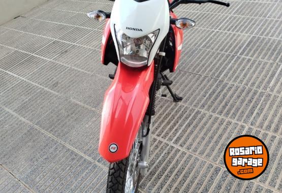 Motos - Honda XR 2022 Nafta 2000Km - En Venta