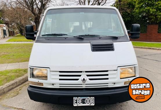 Utilitarios - Renault Trafic 2002 Diesel 400Km - En Venta