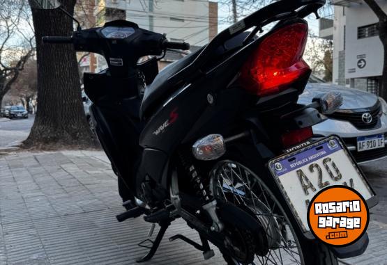 Motos - Honda Wave S 2023 Nafta 5000Km - En Venta