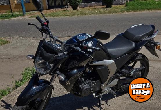 Motos - Yamaha Fz Fi 2022 Nafta 14000Km - En Venta