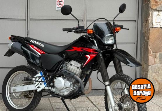 Motos - Honda Tornado 250 2022 Nafta 11470Km - En Venta