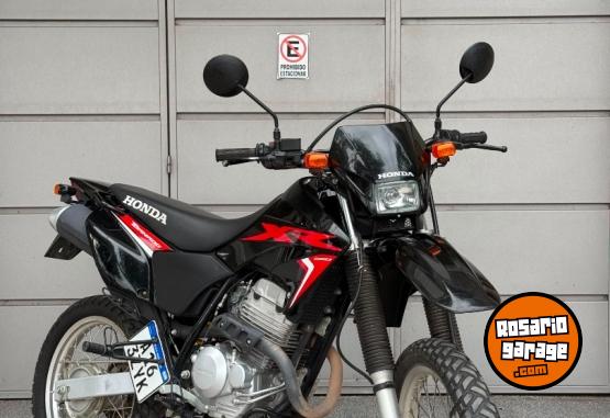 Motos - Honda Tornado 250 2022 Nafta 11470Km - En Venta