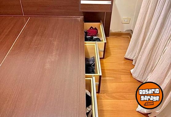 Hogar - CAMA QUEEN CON 6 CAJONES + RESPALDAR + MESAS DE LUZ + COLCHÓN - En Venta