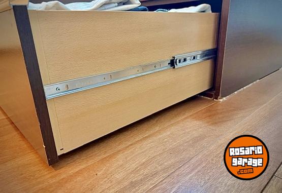 Hogar - CAMA QUEEN CON 6 CAJONES + RESPALDAR + MESAS DE LUZ + COLCHÓN - En Venta