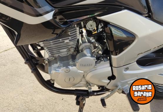 Motos - Yamaha YBR 250 2015 Nafta 36000Km - En Venta