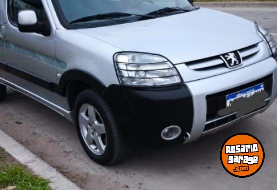 Utilitarios - Peugeot Partner 2018 Diesel 114000Km - En Venta