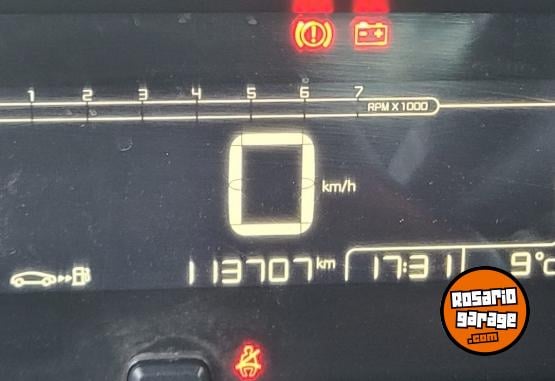 Utilitarios - Peugeot Partner 2018 Diesel 114000Km - En Venta