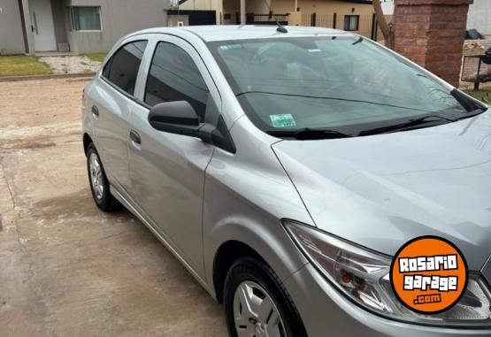 Autos - Chevrolet Onix 2017 Nafta 130000Km - En Venta