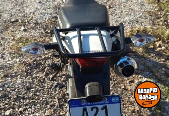 Motos - Honda XR150 2024 Nafta 3400Km - En Venta
