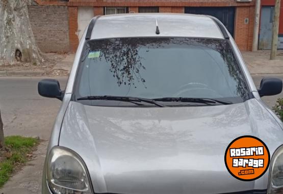 Autos - Renault Kangoo 2016 Diesel 123000Km - En Venta