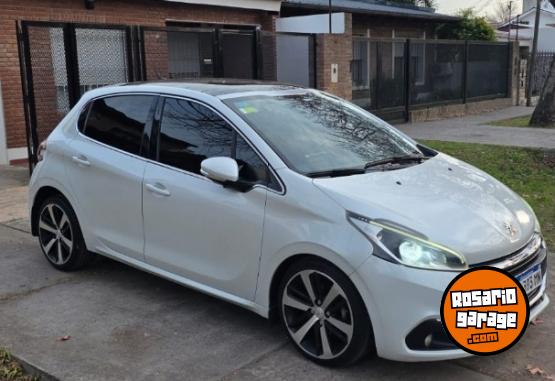 Autos - Peugeot 208 2018 Nafta 90000Km - En Venta