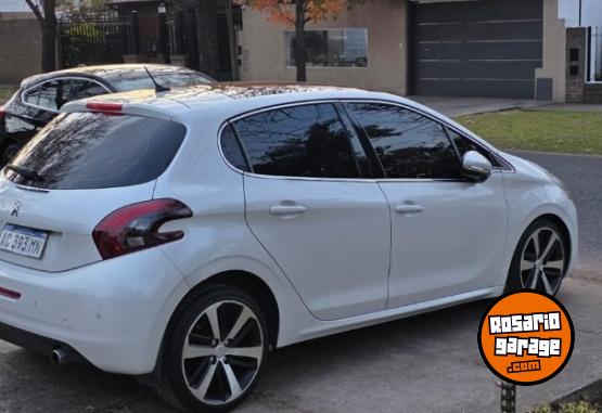 Autos - Peugeot 208 2018 Nafta 90000Km - En Venta