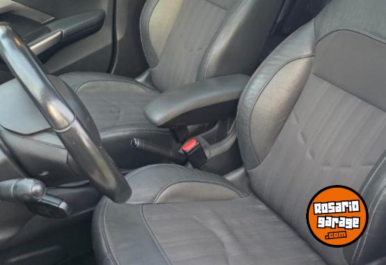 Autos - Peugeot 208 2018 Nafta 90000Km - En Venta