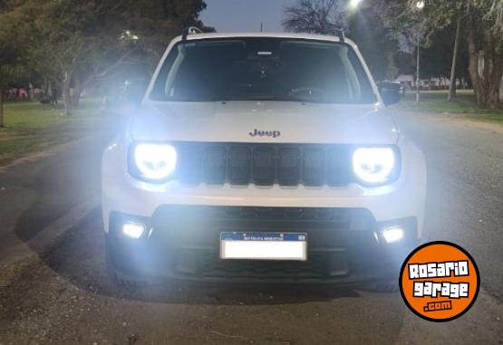 Camionetas - Jeep RENEGADE 2024 Nafta 18000Km - En Venta