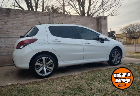 Autos - Peugeot 308 2016 Nafta 110000Km - En Venta