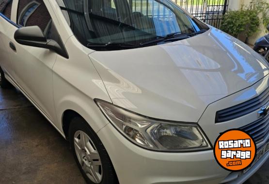 Autos - Chevrolet Prisma JOY 2017 Nafta 96000Km - En Venta