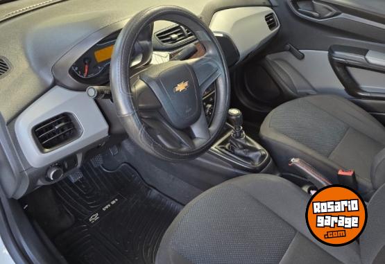 Autos - Chevrolet Prisma JOY 2017 Nafta 96000Km - En Venta
