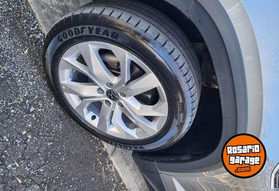 Camionetas - Volkswagen Taos Confortline 2022 Nafta 56600Km - En Venta
