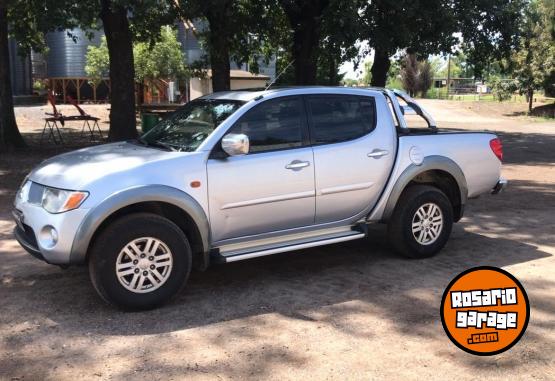 Camionetas - Mitsubishi Triton/sportero 2011 Diesel 178000Km - En Venta