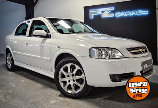 Autos - Chevrolet Astra GLS 2.0 2011 GNC 133000Km - En Venta
