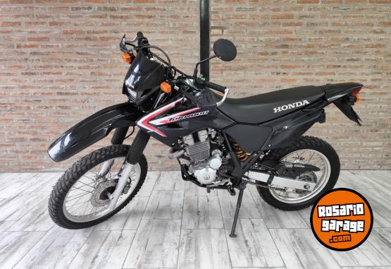 Motos - Honda Xr Tornado 2016 Nafta 9500Km - En Venta