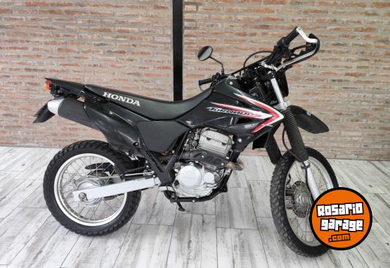 Motos - Honda Xr Tornado 2016 Nafta 9500Km - En Venta