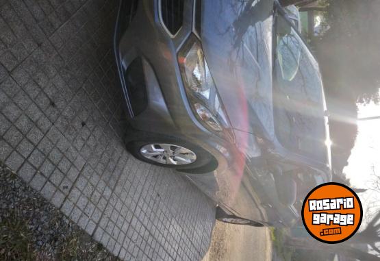 Autos - Chevrolet Onix Joy 2021 Nafta 40400Km - En Venta