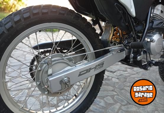 Motos - Honda Tornado 2015 Nafta 17000Km - En Venta