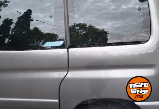 Utilitarios - Citroen CITROEN BERLINGO 2018 Diesel 80900Km - En Venta
