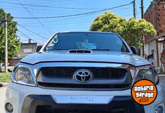 Camionetas - Toyota HILUX 4X2 CABINA DOBLE 2010 Diesel 124000Km - En Venta