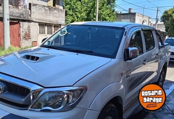 Camionetas - Toyota HILUX 4X2 CABINA DOBLE 2010 Diesel 124000Km - En Venta