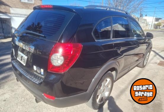 Camionetas - Chevrolet Captiva 2.0 IMPECABLE 2010 Diesel 175000Km - En Venta